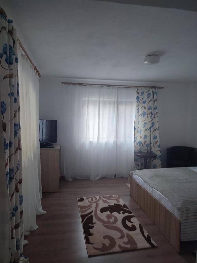 Dumbrava Minunata Pesteana Exteriér fotografie